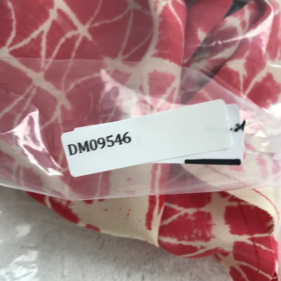 Gryphon Silk One Shoulder Ruffle Red Crop Blouse Womens XS - Picture 10 of 10